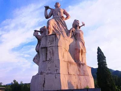 在重復(fù)中堅守——讀《愚公移山》后感