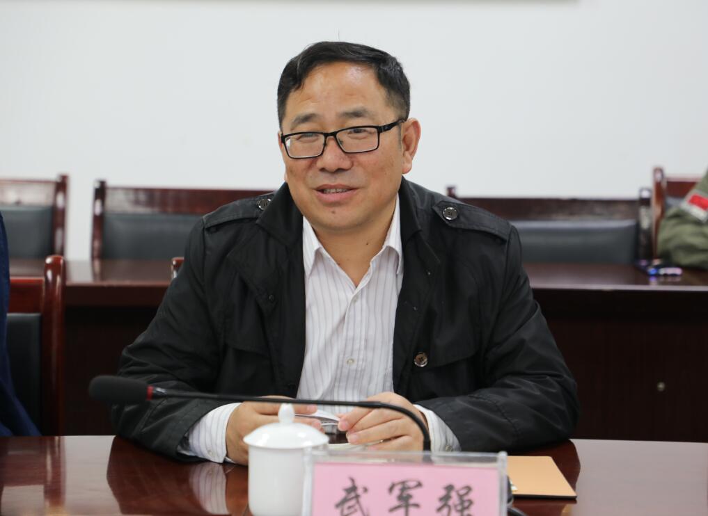 【公司新聞】新天鋼集團(tuán)總裁、天鋼公司總經(jīng)理吳玉杰一行到公司參觀交流