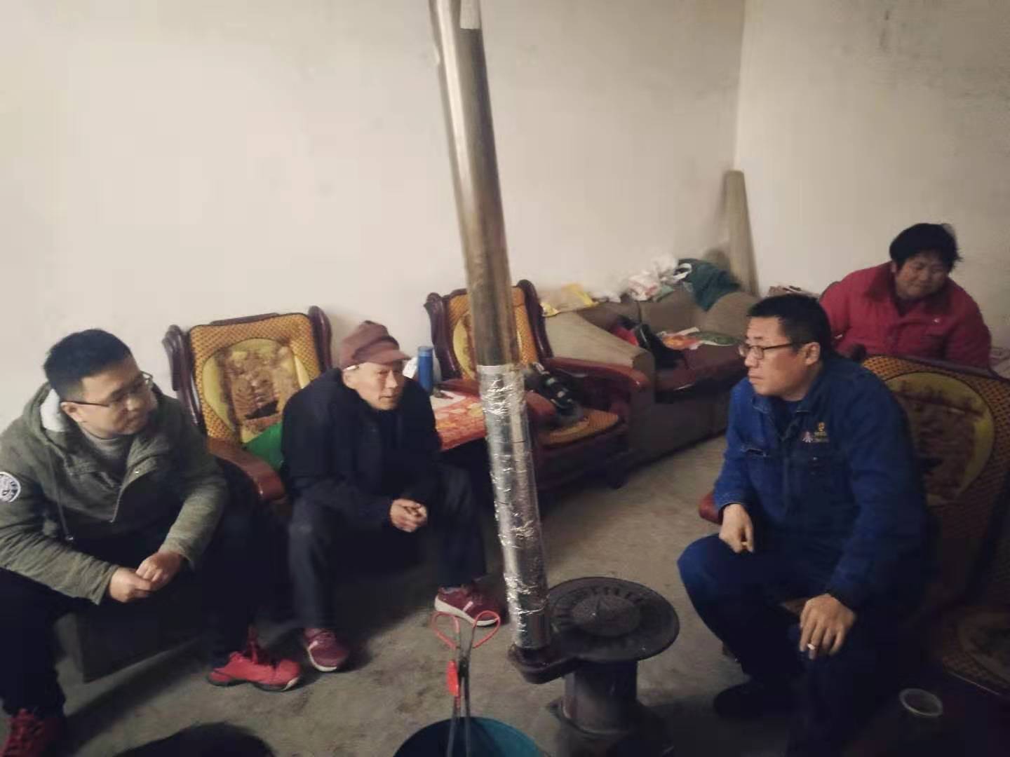 【鋼城文苑】老陳的關(guān)愛(ài)