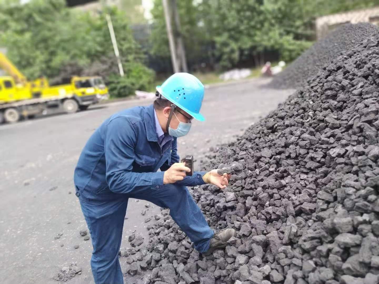 奔跑中的質檢人