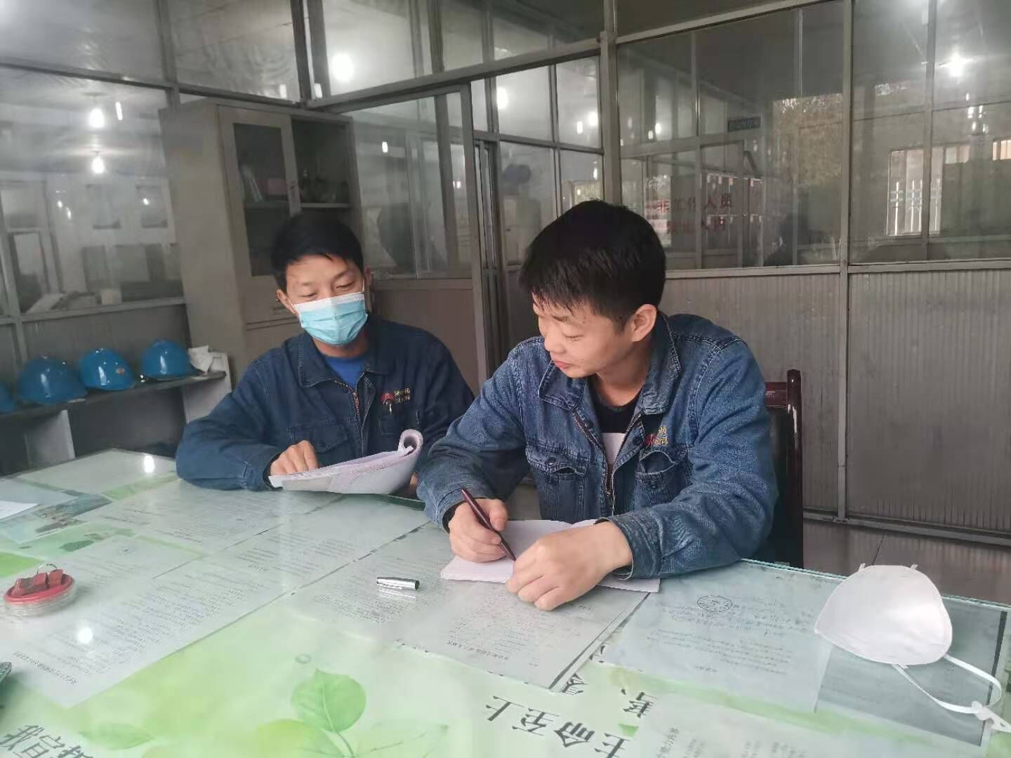 W(xu)a(b)ζȫ